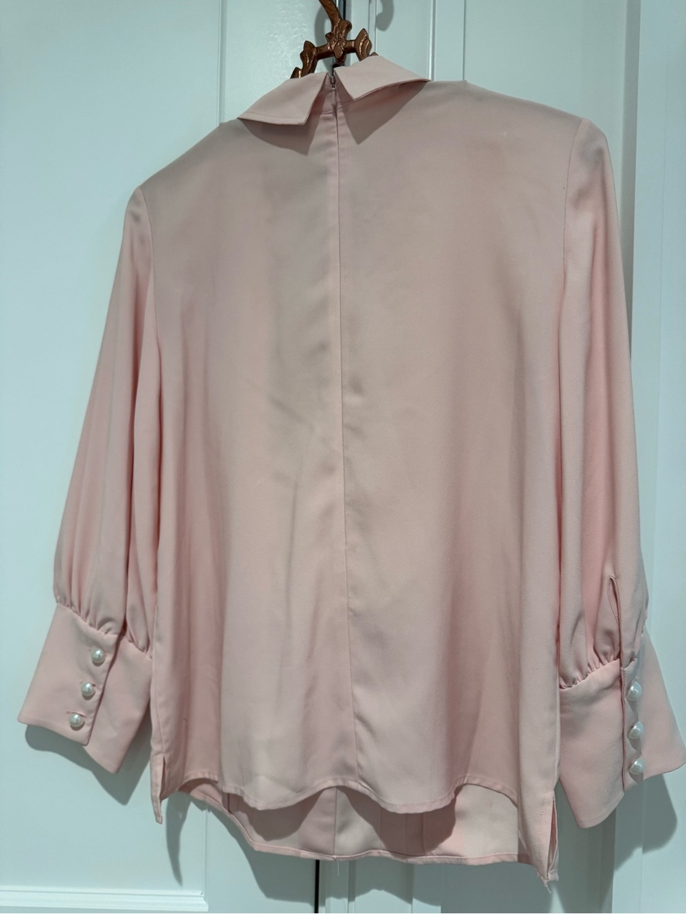Halogen Atlantic Pacific Pink Bow-Front Pleated Blouse with pearl detail. Size M - Picture 5 of 9